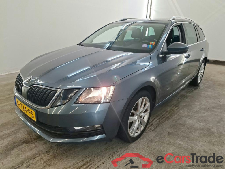 Skoda Octavia Combi 1.0 TSI Greentech Clever Edition DSG 5d #1