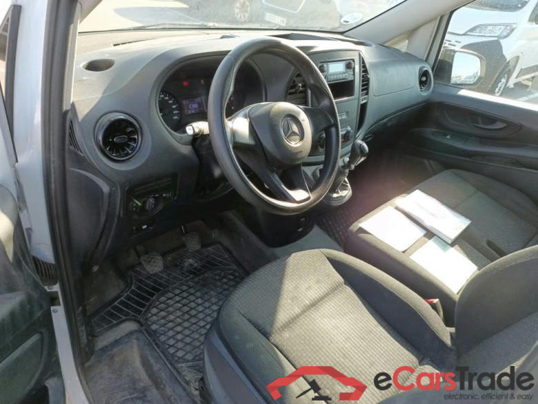 MERCEDES-BENZ Vito / 2014 / 4P / furgón 114CDI TD 100kW furgón Pro compacta #3