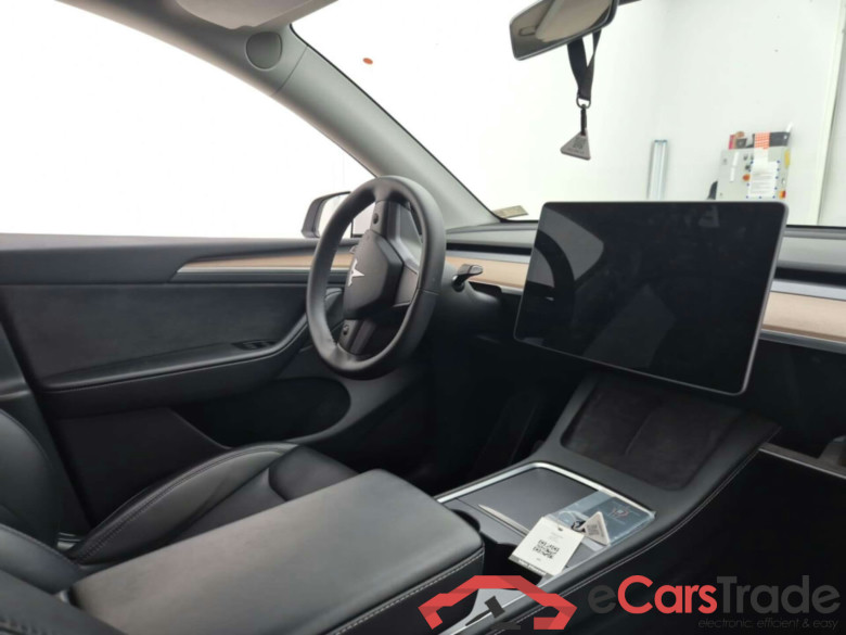 TESLA MODEL Y 75KWH LONG RANGE AUTOPILOT #3