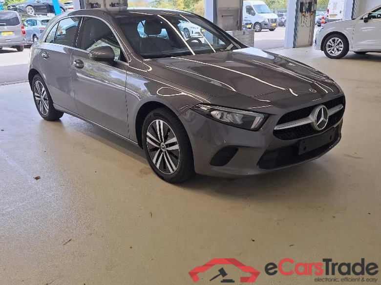 Mercedes A 250e Plug-In Hybrid Progressive Aut. LED Ambient Widescreen Navi Sport-Leather KeylessGo Camera Klima PDC ... #2