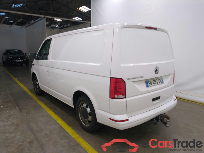 VOLKSWAGEN Transporter / 2019 / 4P / Fourgon tôlé 2.0 TDi 150 DSG7 L1H1 Business Line Plus #2