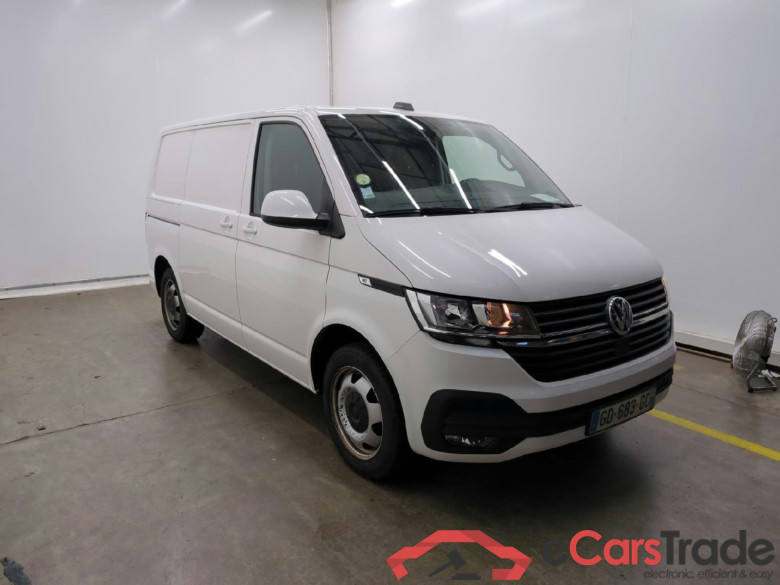 VOLKSWAGEN Transporter / 2019 / 4P / Fourgon tôlé 2.0 TDi 150 DSG7 L1H1 Business Line Plus #4