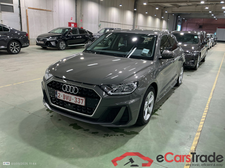 AUDI A1 SPORTBACK 1.0 25 TFSI S TRONIC S LINE BUSINESS ED.