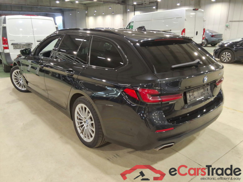 BMW 5 SERIES TOURING 2.0 520E TOURING AUTO #2