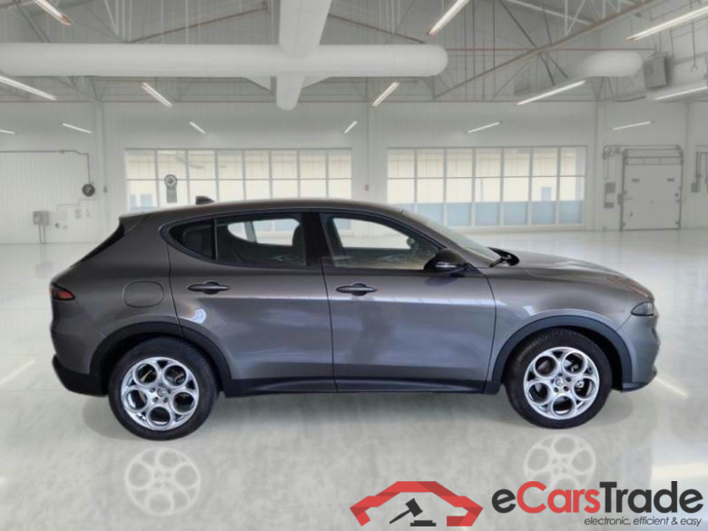 ALFA ROMEO TONALE / 2022 / 5P / SUV 1.5 130CV HYBRID TCT7 SUPER #6