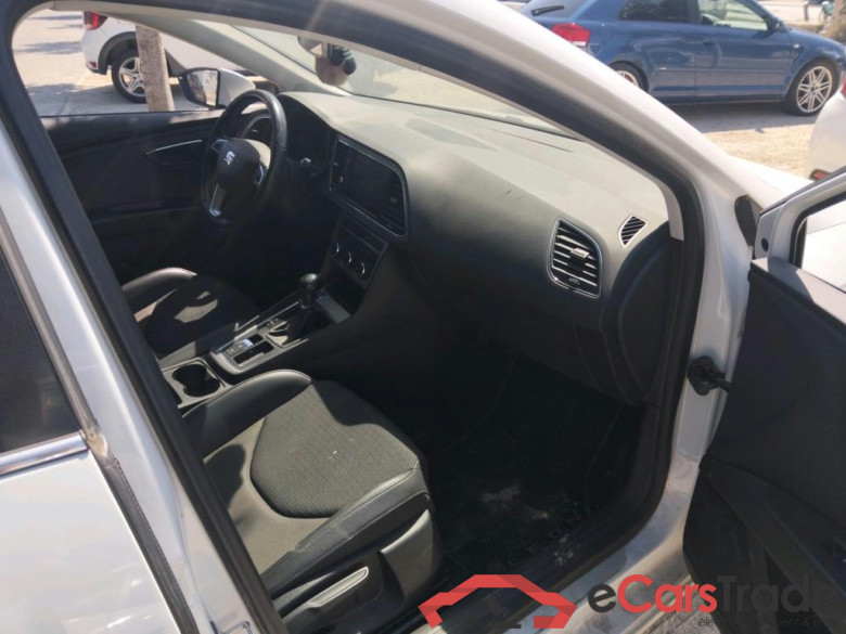 SEAT León / 2016 / 5P / berlina con portón 2.0 TDI 110kW DSG-7 S&S Xcellence Ed Pl #6
