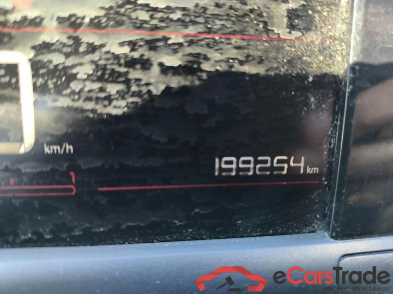 CITROEN C4 CACTUS 5p 1G berlina con portón BlueHDi 73KW (100CV) Business #5