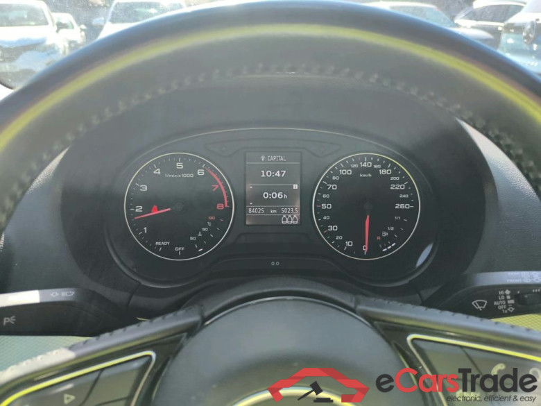 AUDI Q2 / 2016 / 5P / todoterreno Design 30 TFSI 85kW (116CV) (AC) #4