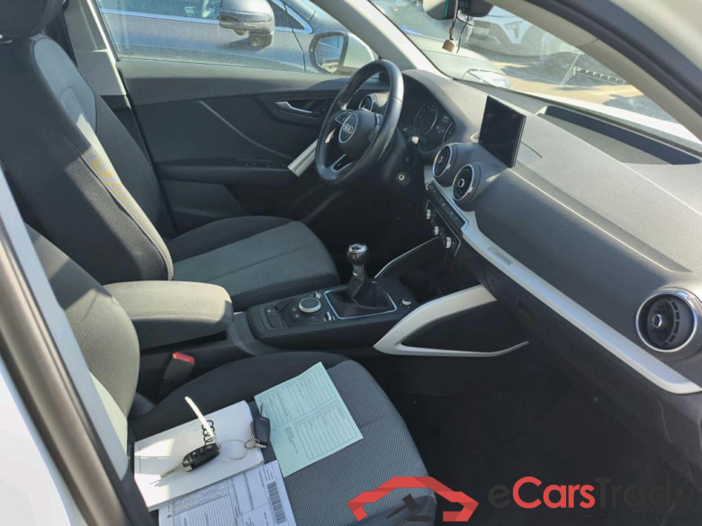 AUDI Q2 / 2016 / 5P / todoterreno Design 30 TFSI 85kW (116CV) (AC) #6