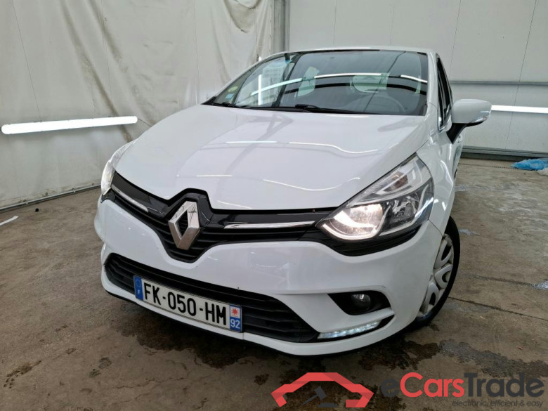 Clio IV Air MediaNav 1.5 dCi 75CV BVM5 E6 #1