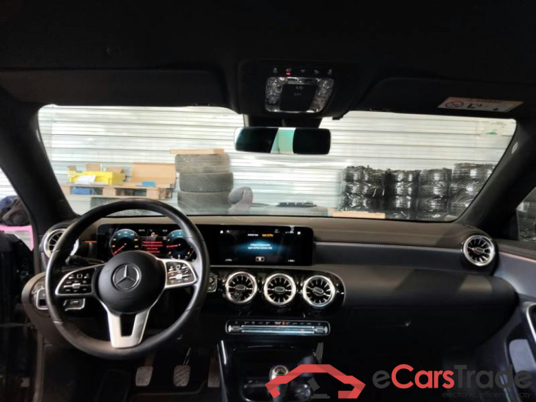 MERCEDES-BENZ CLA COUPÈ / 2019 / 4P / COUPE CLA 200 SPORT #3