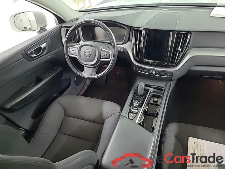 VOLVO XC60 B4 Automaat Momentum Advantage 5D 145kW #6