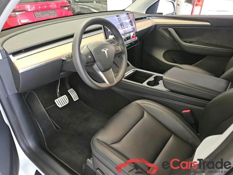 TESLA Model Y  #5