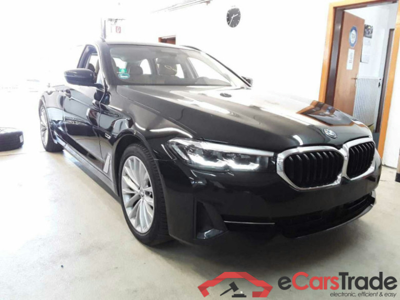 BMW 530e  #1