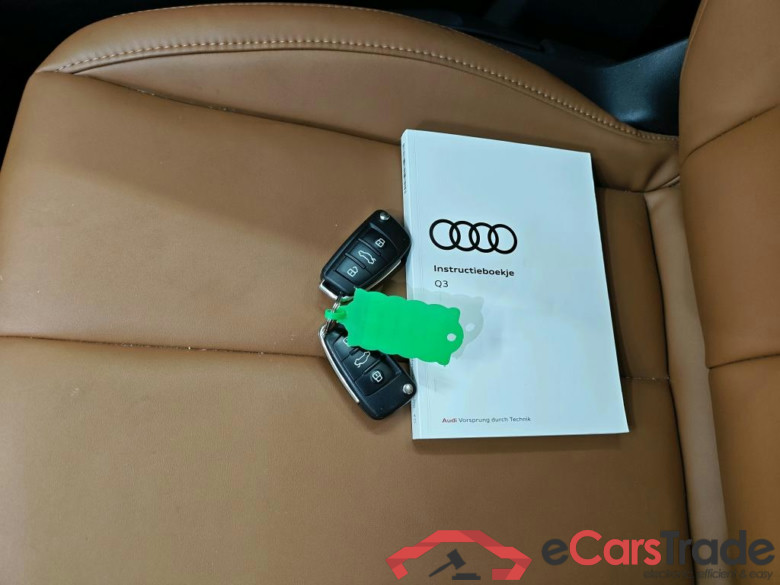 Audi Q3 45 TFSI e S tronic Business Edition 5d #4