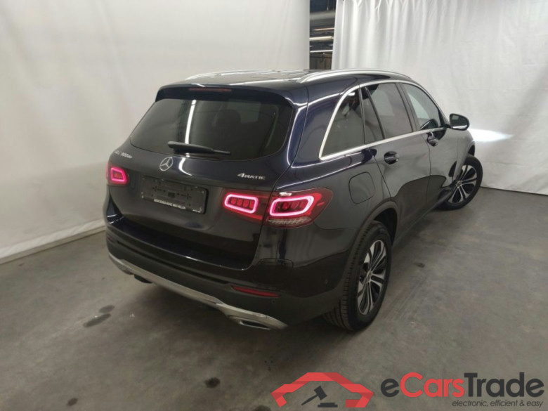 Mercedes-Benz GLC GLC 300 de Business Solution 4MATIC 5d #2