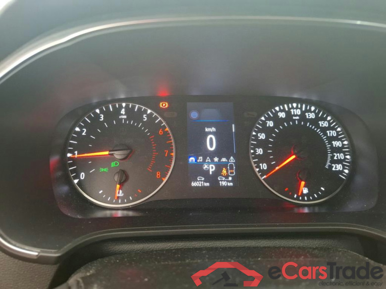 RENAULT Mégane Berline / 2020 / 5P / Berline Business TCe 140 EDC FAP -21N #6