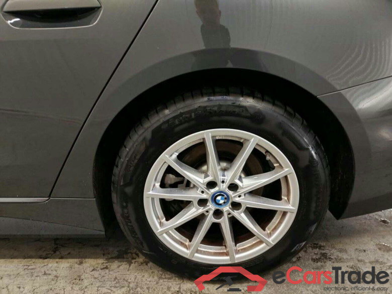 BMW i4 eDrive40 High Exec. #4