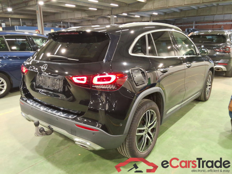 MERCEDES-BENZ GLA 1.3 GLA 250 E DCT BUSINESS SOLUTION #4