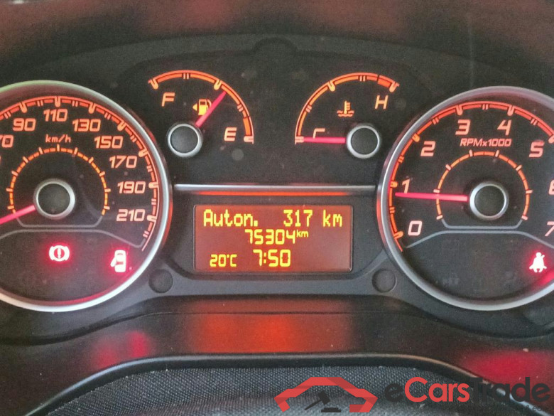 FIAT Doblò Cargo/2015/4P/furgón derivado de turismo Cargo SX 1.6 Mjet 66kW (90CV) #5