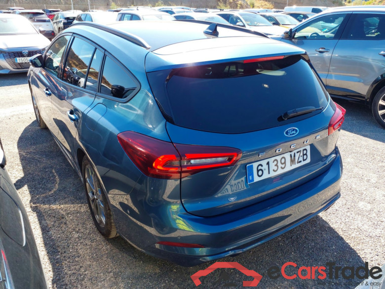 FORD Focus  Sportbreak 1.0 Ecoboost 114KW 155CV S6.2 AutomÃ¡ti ST-LINE X(Pano-Roof + Winterpack) #2