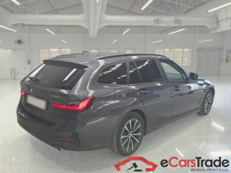BMW SERIE 3 / 2018 / 5P / STATION WAGON 330E XDRIVE BUSINESS ADVAN. TOURING AUTO #2