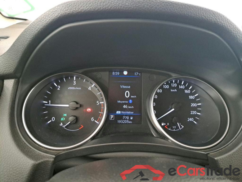 NISSAN Qashqai / 2017 / 5P / Crossover 1.5 DCI 115 DCT Business Edition #6