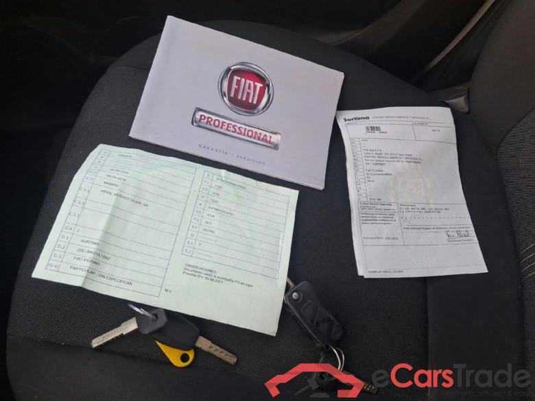 FIAT Fiorino / 2016 / 3P / furgón derivado de turismo Cargo Base 1.3 Mjet 59kW (80CV) E6 #5