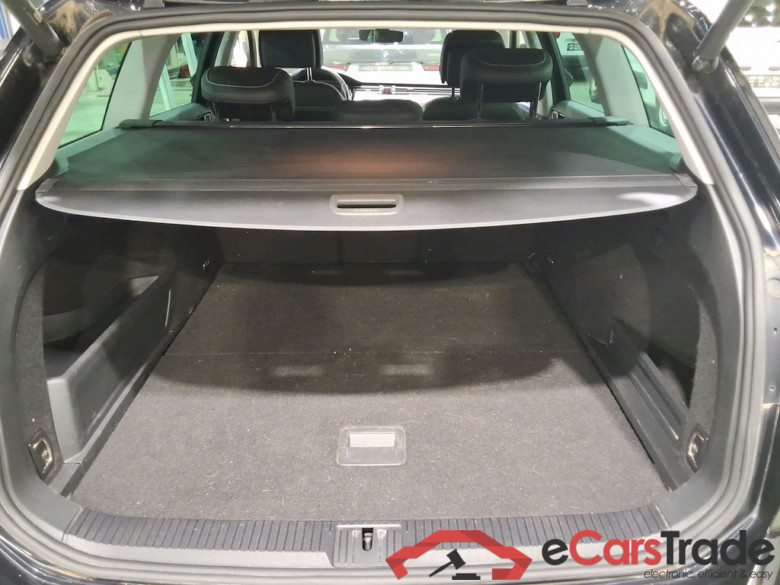 VOLKSWAGEN PASSAT VARIANT 1.4 TSI MSQ VARIANT GTE BUSINESS #3
