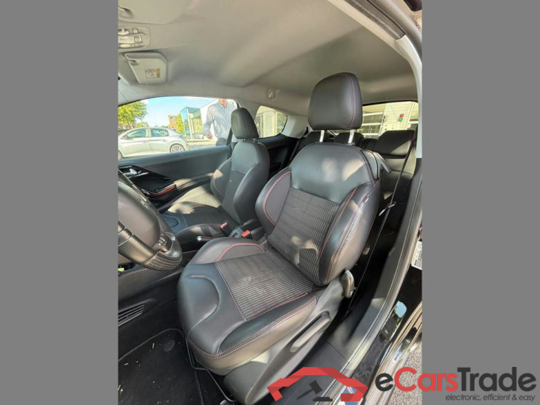 PEUGEOT 208 1.2 PureTech GT Line S&S #5