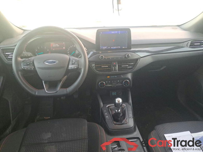 FORD Focus / 2018 / 5P / berlina con portón 1.0 Ecoboost MHEV 92kW ST-Line #3