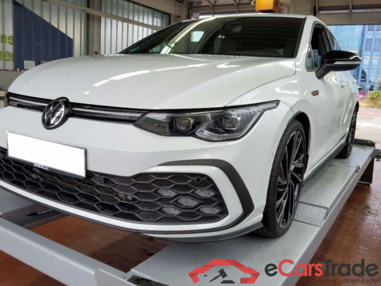 Volkswagen Golf VIII Lim. (CD1)(12.2019->2024) DE - LimS5 2.0 TSI EU6d, GTI OPF, 2020 - 2024 #2