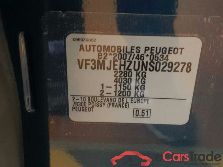 Peugeot 5008 (07.2017->) DE - SUV5 2.0 BlueHDi 180 FAP EU6d, Allure, (Facelift) 2020 - 2022 #2