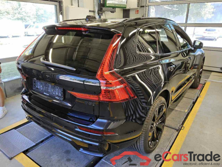Volvo XC60 (03.2017->) DE - SUV5 B5 (Benzin) AWD EU6d, Plus Black Edition Mild-Hybrid, (Facelift) 2023 #3