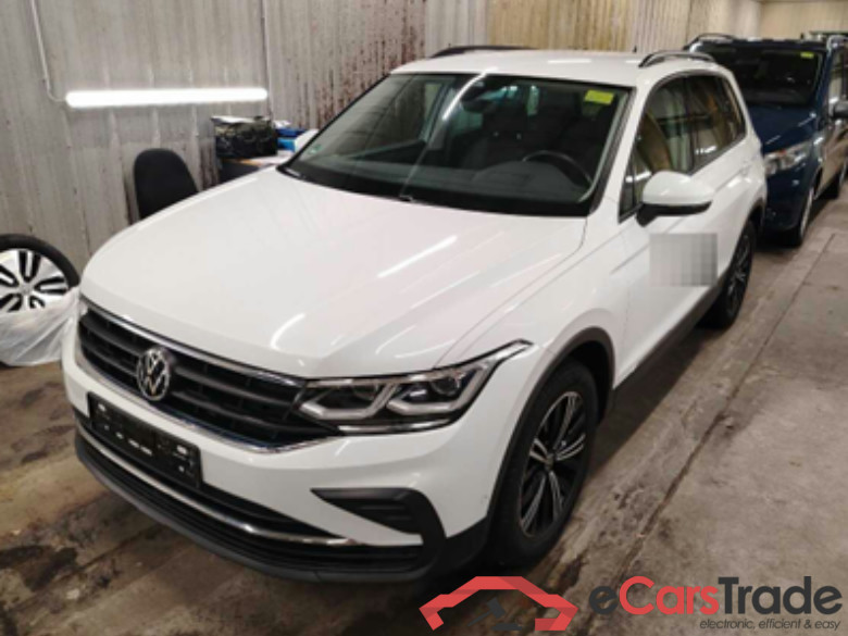 Tiguan Life 4Motion 2.0 TDI 110KW AT7 E6d #1