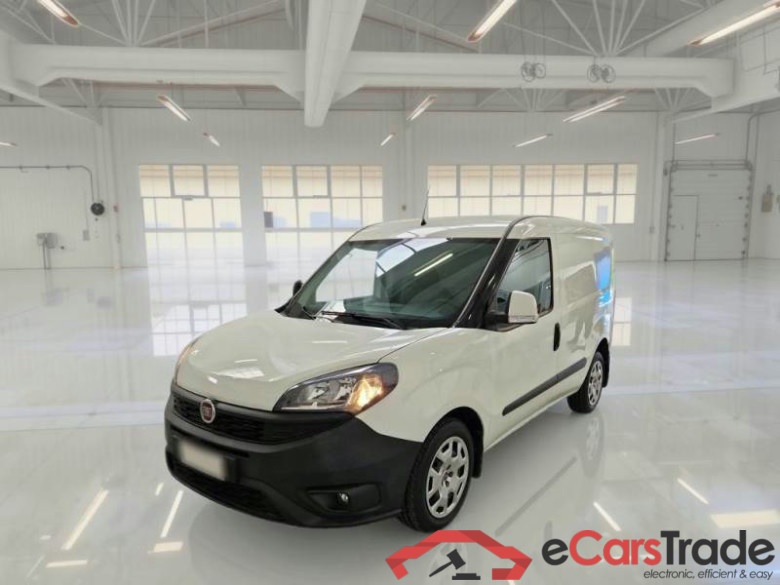 FIAT DOBLÒ CARGO / 2014 / 4P / VETT. FURGONATA 1.6 MULTIJET 16V 105CV SX EURO 6