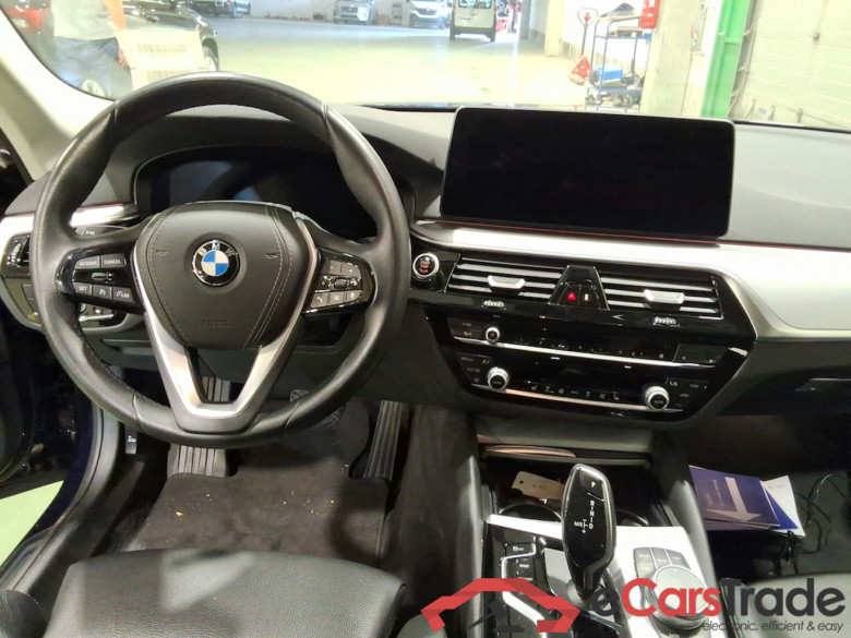 BMW 5 TOURING DIESEL - 2020 520 dA MHD #6
