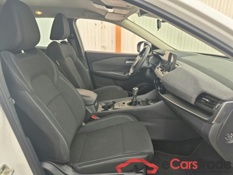 NISSAN QASHQAI / 2024 / 5P / todoterreno DIG-T 103kW (140CV) mHEV 4x2 Acenta #6
