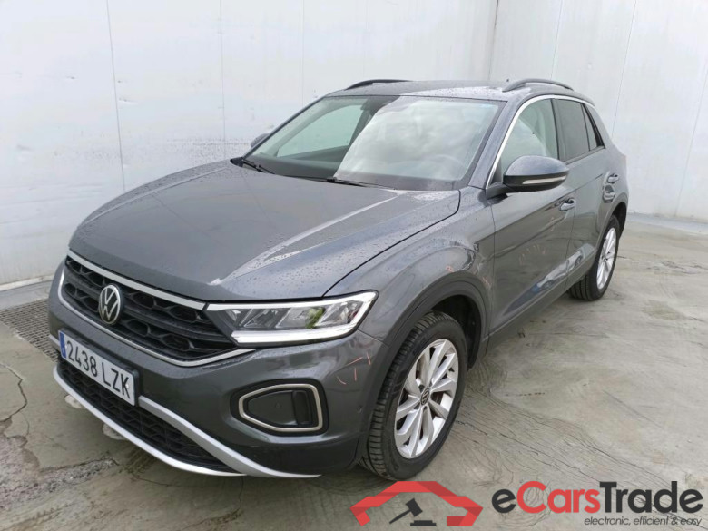 VOLKSWAGEN T-Roc / 2021 / 5P / todoterreno Life 1.5 TSI 110kW (150CV) DSG