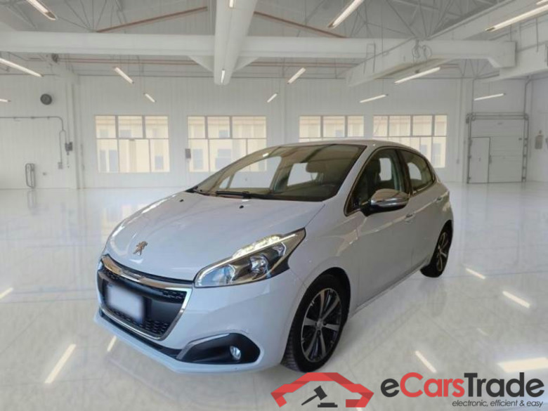 PEUGEOT 208 / 2015 / 5P / BERLINA ALLURE BLUEHDI 75CV #1
