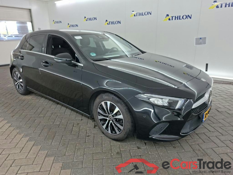 MERCEDES-BENZ A-klasse A 180 7G-DCT Business Solution 5D 100kW #2