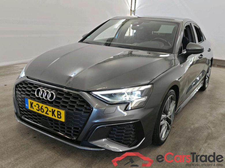Audi A3 Limousine 35 TFSI S tronic S edition 4d