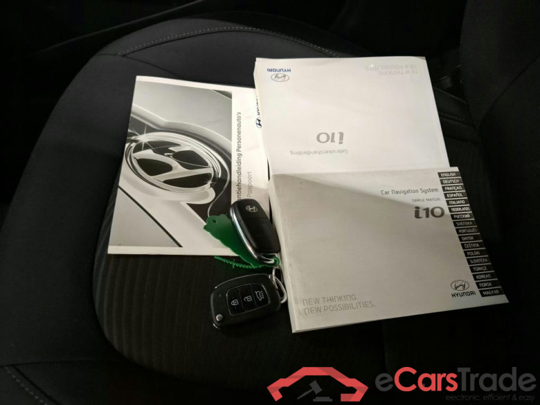 Hyundai i10 1.0i Blue Comfort 5d #4
