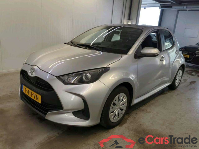 TOYOTA Yaris 1.5 VVT-i Active