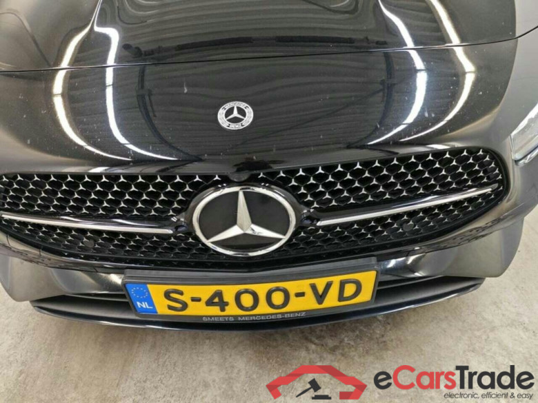 MERCEDES-BENZ A-klasse 250 e AMG Line #4