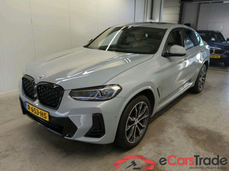BMW X4 xDrive20i Bns Ed.+ #1