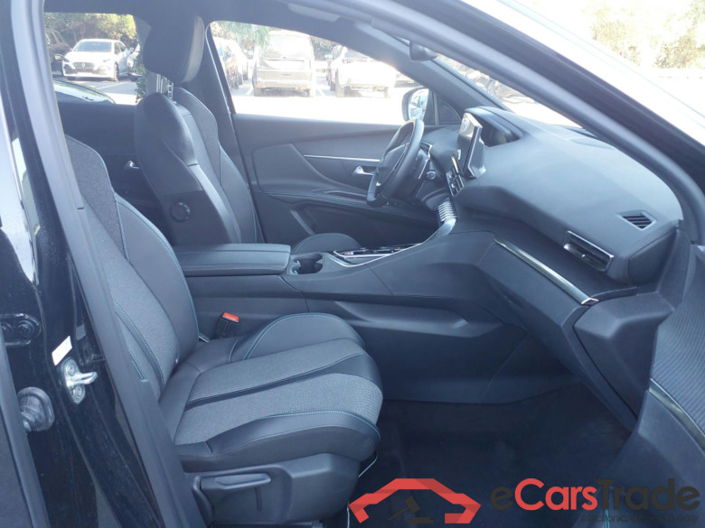 PEUGEOT 3008  PEUGEOT 3008  HYBRID 136 eDSC6 Pack HYBRID 136 EAT ALLURE PACK HAYON MOTORISE + PACK CITY1+ SIEGE CHAUFFANT #5