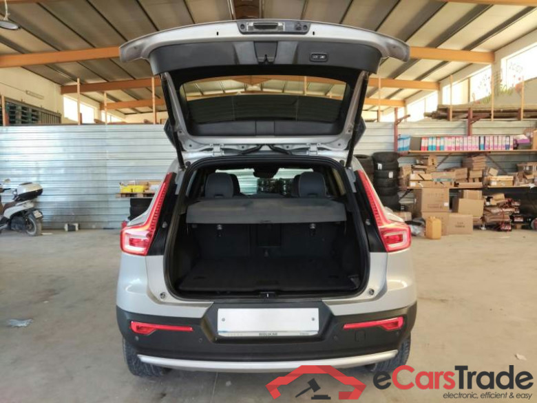 VOLVO XC40 / 2021 / 5P / Fuoristrada T4 Recharge Plug-in auto Core N1 #5