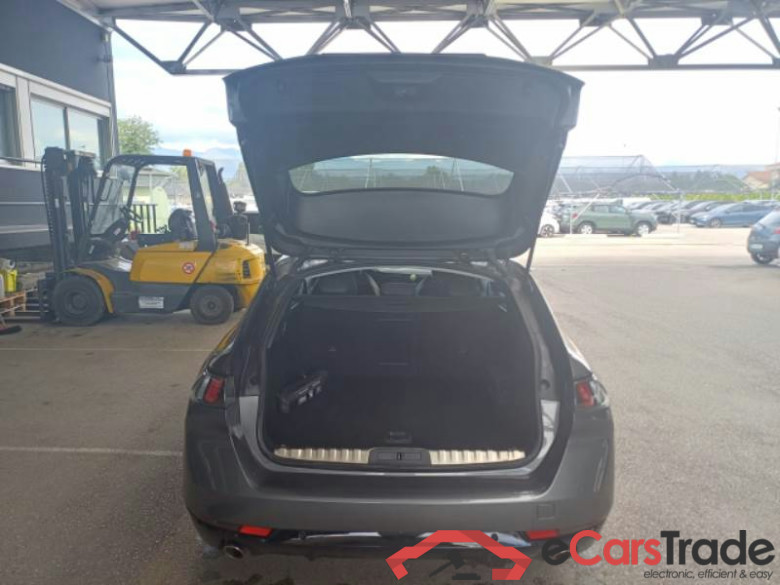 PEUGEOT 508 / 2018 / 5P / STATION WAGON HYBRID 225 ALLURE SW E-EAT8 #5