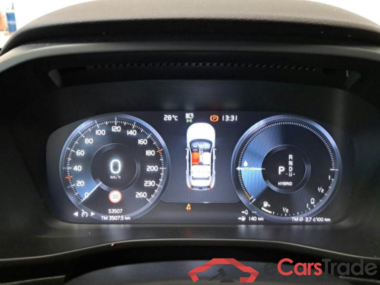 VOLVO XC40 / 2017 / 5P / SUV T5 PLUG-IN HYBRID AUTO RECH INSCRIP EXPR #4